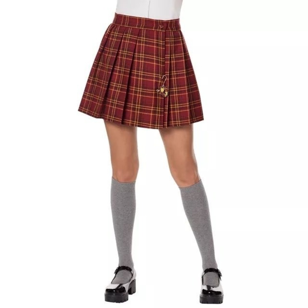 Harry Potter Gryffindor Plaid Skirt Pleated Mini NWT‎ Red Gold Lrg Hermione
